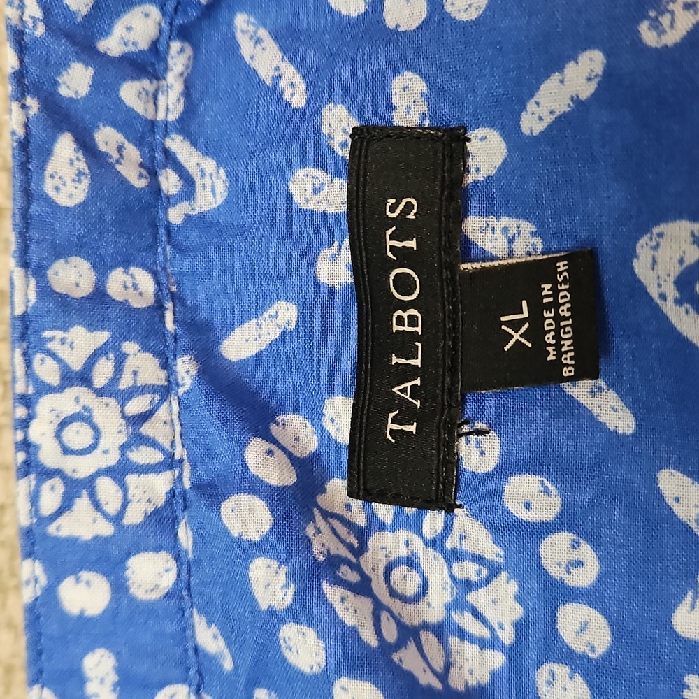 Talbots Women's Patterned Button Up Blouse Size XL Pleated Blue White 3/4 Sleeve - Picture 3 of 12
